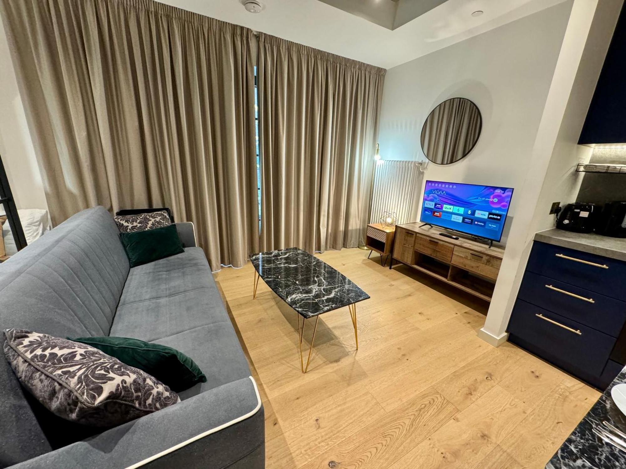Amazing Cosy Apartment, Next To O2 Arena And Close To London Excel, Secure Parking Esterno foto